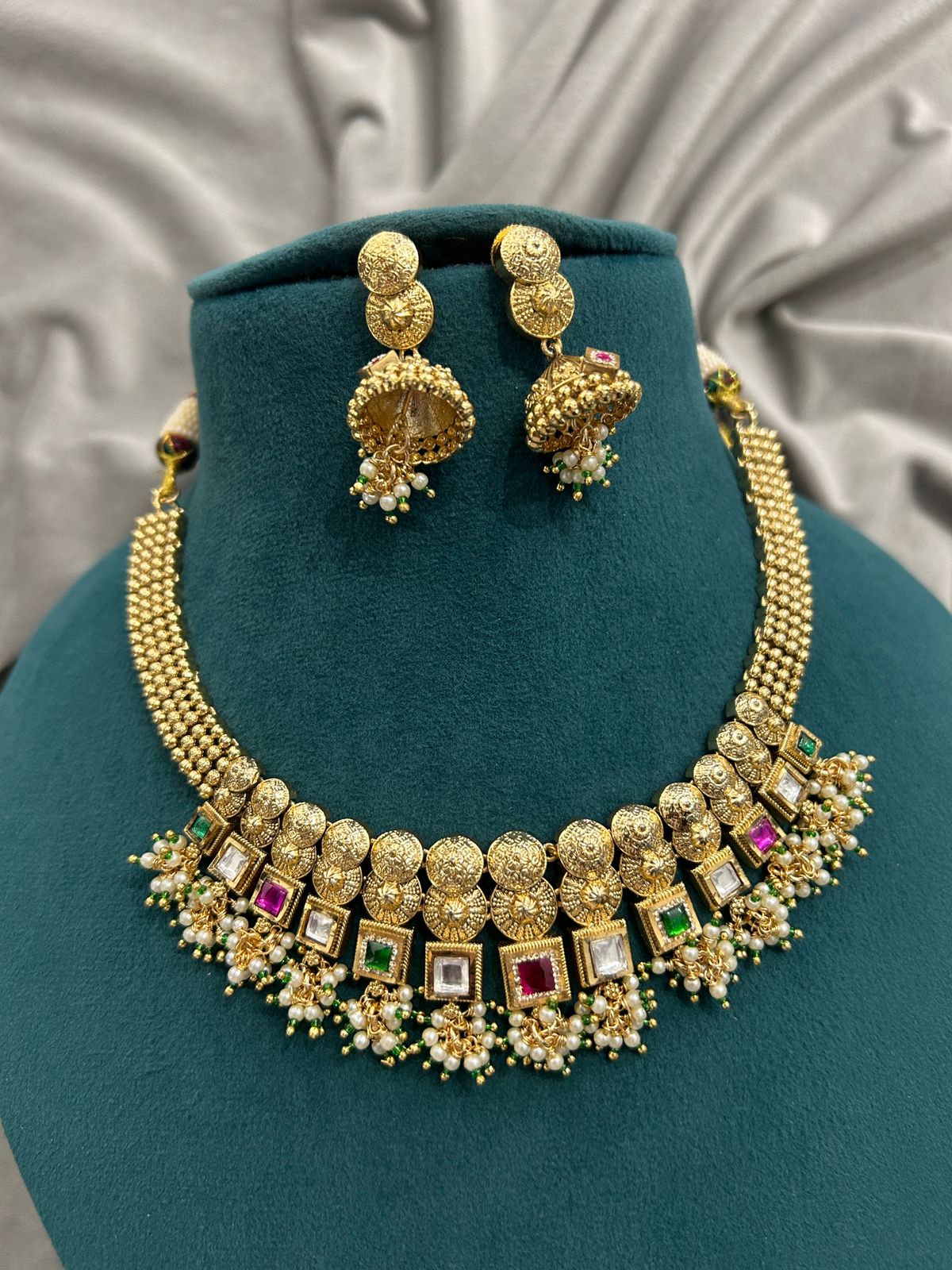 Antique Gold Coin Necklace Set – Kundan Stones with Pearl Detailing